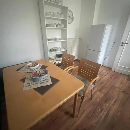 Einfache Monteurzimmer In Homestay