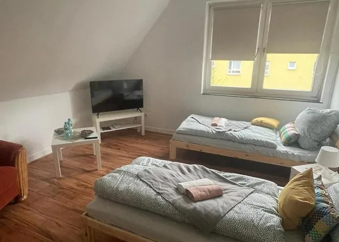 Einfache Monteurzimmer In 홈스테이 허포드