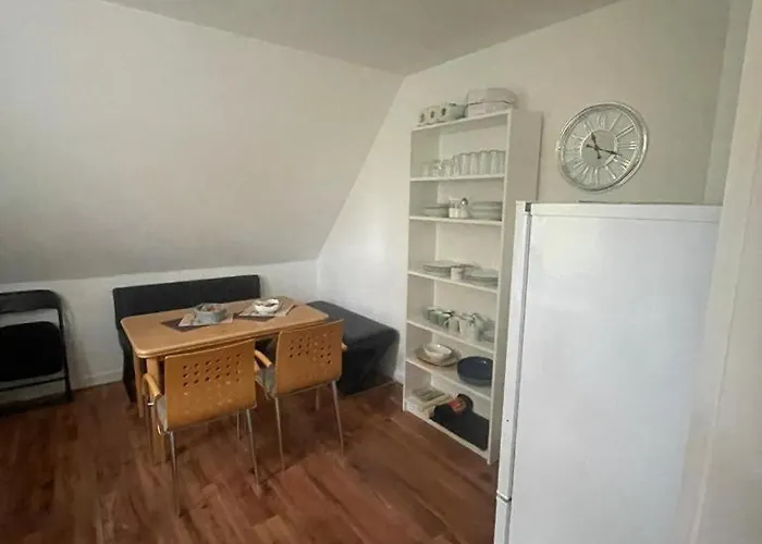 Einfache Monteurzimmer In